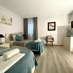 Iris House Al Azores בית נופש Ponta Delgada