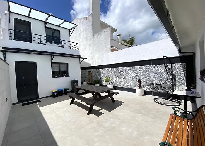 Ferienhaus Iris House Al Azores