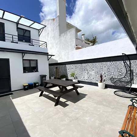 Vakantiehuis Iris House Al Azores