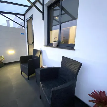 Iris House Al Azores Semesterbostad
